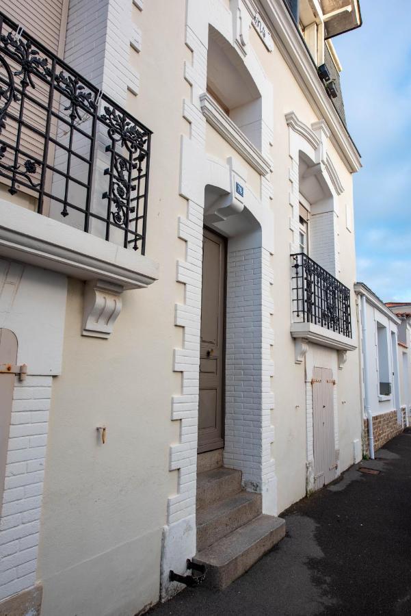 莱萨布勒-多洛讷Ma Location Sablaise - Appart' Arago公寓 外观 照片